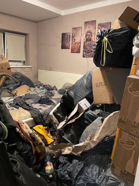 Messie-Wohnung vor der Entrümpelung in Bonn